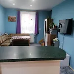 Rodinny Puldomek S Vybavenim A Bazenem Casa vacanze *