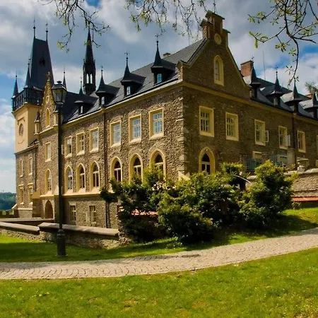 Rodinny Puldomek S Vybavenim A Bazenem Holiday home Zruc nad Sazavou