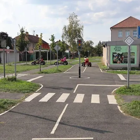Holiday home Rodinny Puldomek S Vybavenim A Bazenem