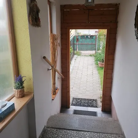 Rodinny Puldomek S Vybavenim A Bazenem Holiday home *