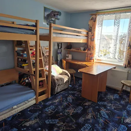 Rodinny Puldomek S Vybavenim A Bazenem Vakantiehuis Zruc nad Sazavou